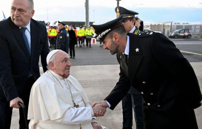 EN DIRECT – Suivez l’arrivée du pape François en Corse, une première historique pour l’Île de Beauté