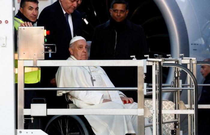 suivez la visite du souverain pontife à Ajaccio