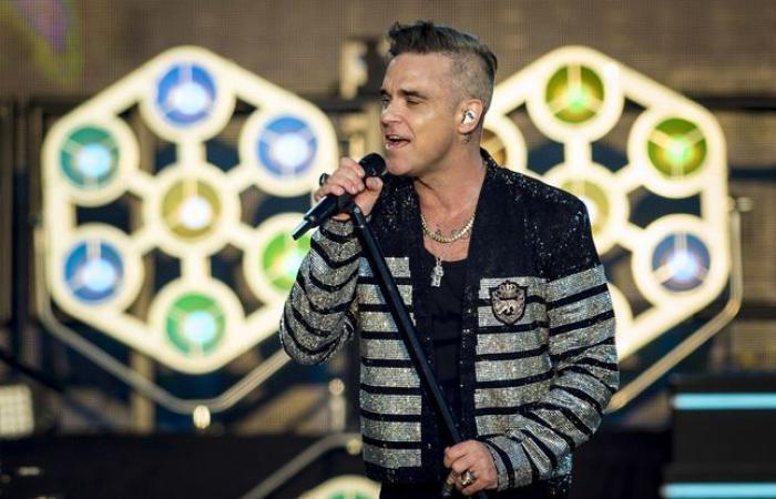 Robbie Williams défend Oasis contre la dynamique des prix des billets de concert