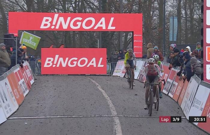 Spectacle à la Citadelle de Namur ! Vanthourenhout remporte la première victoire d’Aert depuis son retour après une chute au tour final