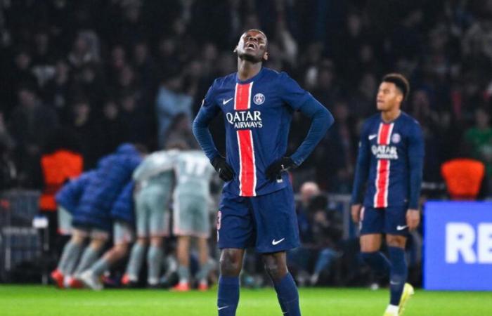 le groupe du PSG sans Kolo Muani contre l’OL, Skriniar et Kimpembe également absents