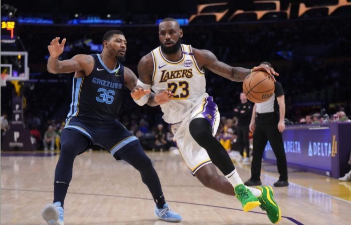 LeBron James se sent « plutôt bien » après 2 matchs d’absence des Lakers et gérera son problème de pied