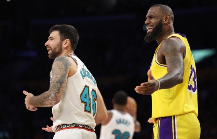 LeBron James et Zach Edey font leur retour