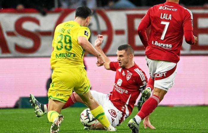 Brendan Chardonnet a joué avec une côte cassée contre le FC Nantes