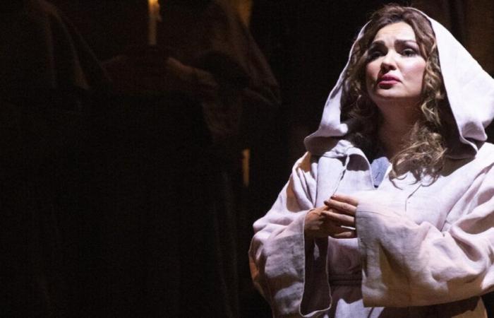 Anna Netrebko reçoit le prix Puccini