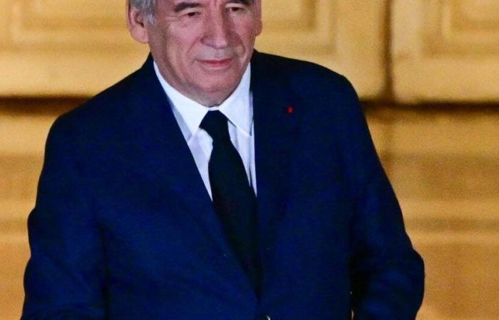 Le Premier ministre François Bayrou au cœur d’une scène étonnante