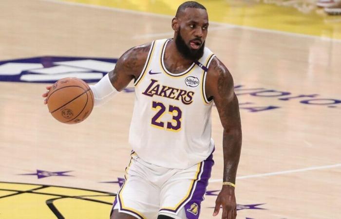 LeBron James revient, dit que les douleurs aux pieds sont “une chose quotidienne”