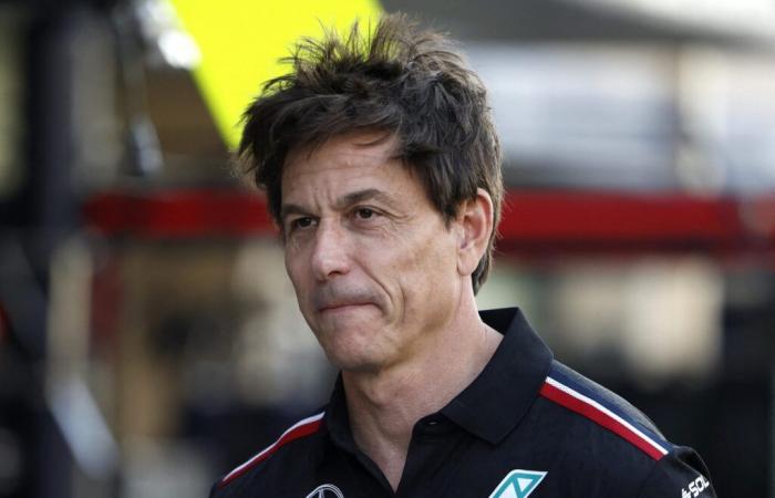 Toto Wolff promet de l’encourager, mais seulement si Mercedes ne parvient pas à gagner.