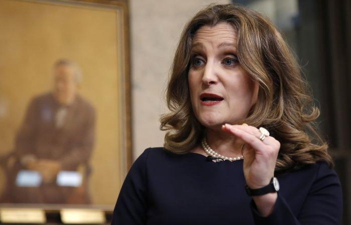 Chrystia Freeland, ministre canadienne des Finances, démissionne alors que l’impopulaire Justin Trudeau fait face au plus grand test de sa carrière politique