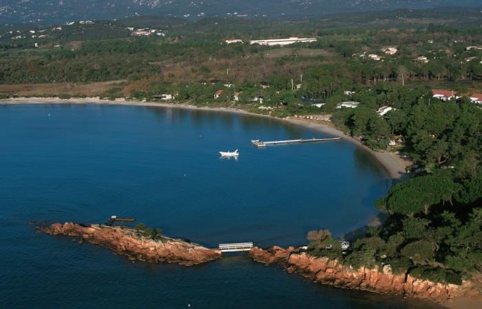 La cabane de Cala Rossa est-elle propriété maritime de l’État ?