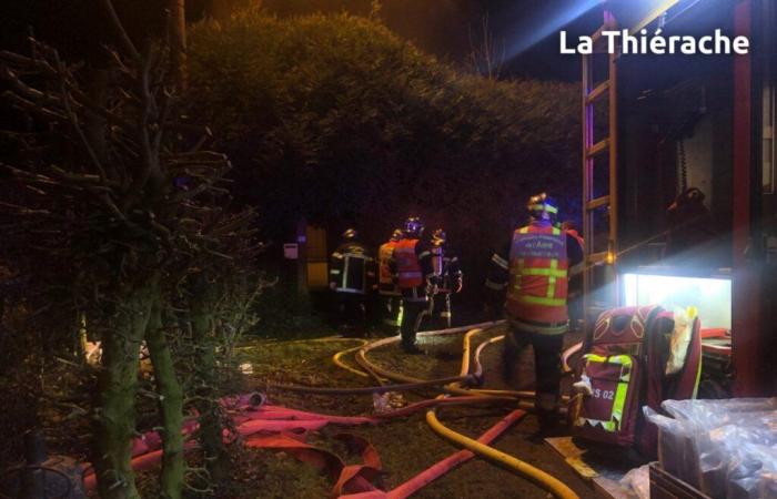 incendie dans une maison, 1 homme décédé y est retrouvé.