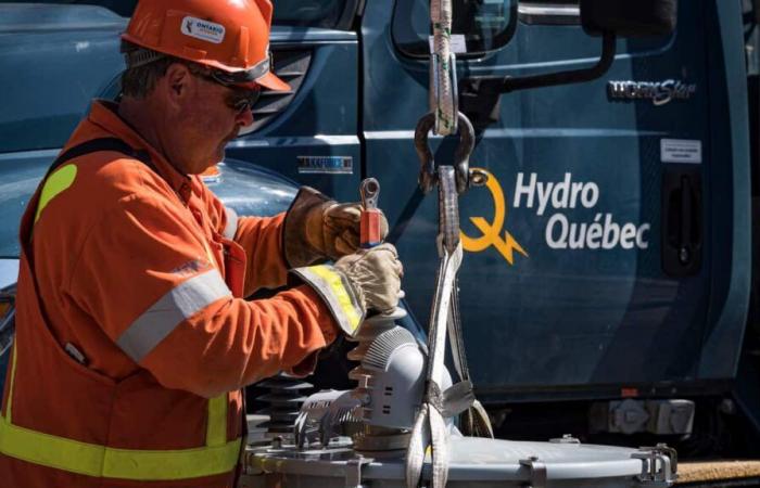 des génératrices pour alimenter les clients d’Hydro-Québec touchés par la panne à Saint-Michel