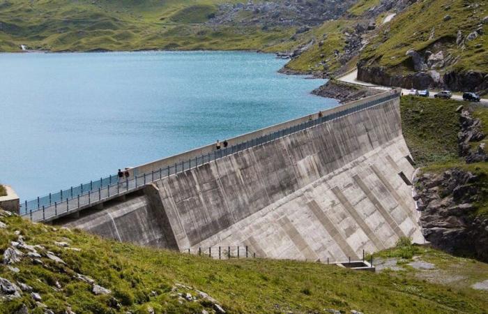 Limitation des recours contre les barrages