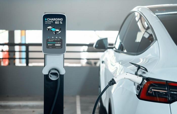 Voitures électriques qui consomment de plus en plus d’énergie aux bornes de recharge : quelles conséquences ?