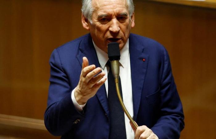 François Bayrou qui se rendra à Mayotte « dès que son gouvernement sera formé » poursuivra ses consultations politiques mercredi