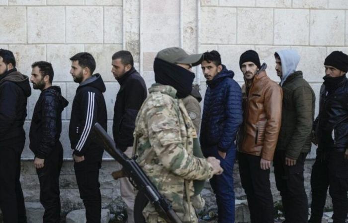 HTS prend pied dans des zones clés en Syrie, dix jours seulement après la chute de Bachar al-Assad