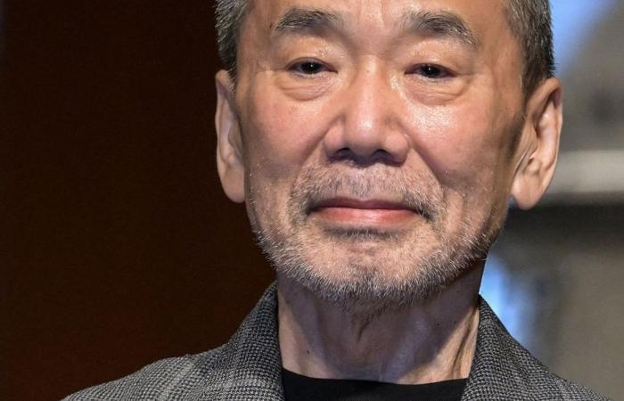 L’écrivain Haruki Murakami reçoit un prix de son ancienne université