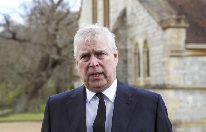 Pourquoi le prince Andrew est-il banni des fêtes de Noël par la famille royale britannique ?