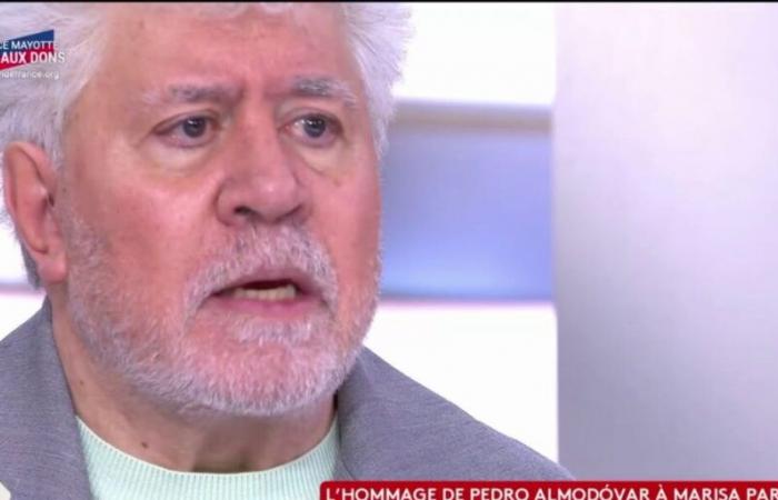 Pedro Almodovar déprimé, il avoue avoir hésité à venir sur le plateau de C à vous (ZAPTV)