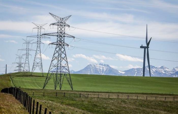 Le Canada repousse son objectif de réseau électrique neutre en carbone à 2050