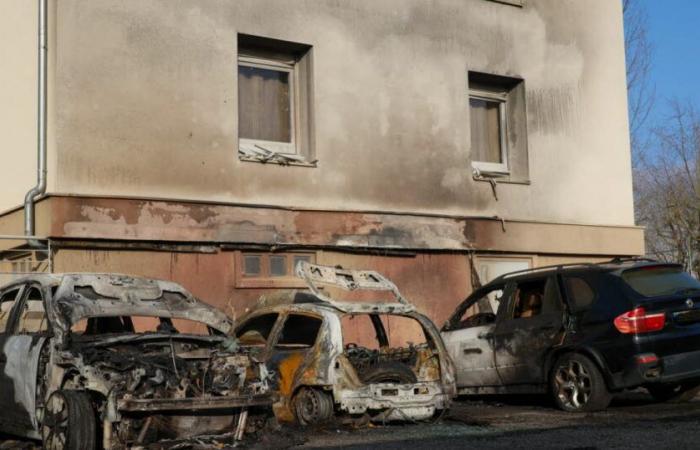 Thionville. “Pour manger”, il a vandalisé des voitures puis y a incendié