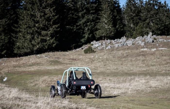 Cette Bolide est sûrement la voiture électrique sans permis la plus ludique du marché