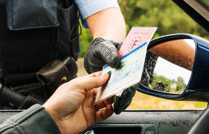 135 à 750 € d’amende pour les automobilistes qui ne disposent pas de ces 2 équipements obligatoires dans leur véhicule