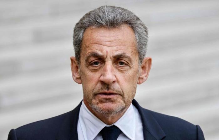 Sarkozy condamné à un an sous bracelet électronique, une première pour un ancien président français