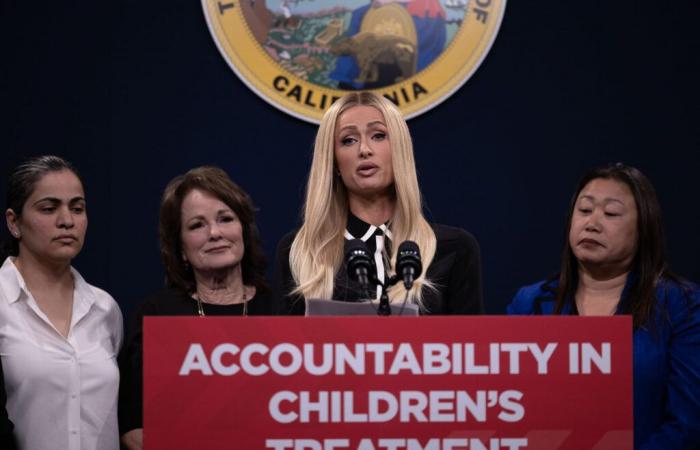 Les adolescents californiens en difficulté bénéficient de protections grâce à une nouvelle loi défendue par Paris Hilton