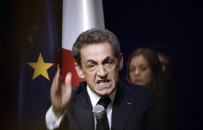 Scandale – Sarkozy, le voyou, est condamné à porter un joli bracelet électronique pendant un an