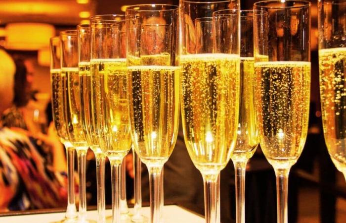 Leclerc brade son meilleur champagne pour les fêtes selon 60 millions de consommateurs