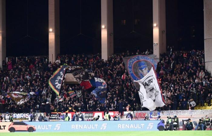 chants insultants des supporters parisiens contre les Lyonnais, pas d’arrêt du match