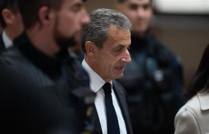 Nicolas Sarkozy condamné définitivement à un an sous bracelet électronique