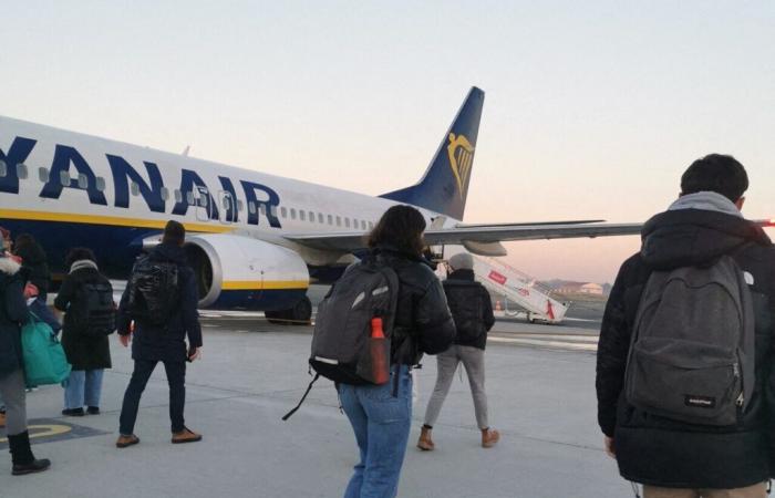 la situation grotesque de 14 salariés de Ryanair à l’aéroport de Bordeaux