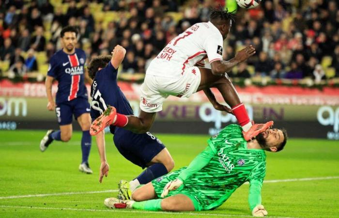 Donnarumma ko : des crampons au visage par Singo (seulement réservé) et il est obligé de sortir, points de suture sur son visage défiguré PHOTO