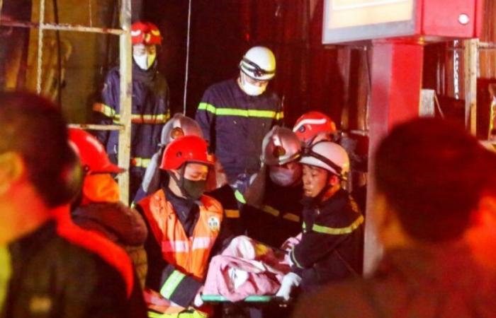 Onze morts dans l’incendie d’un bar karaoké au Vietnam : Actualités