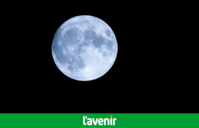 La Lune vieillit un peu