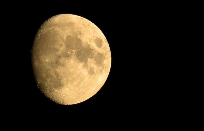 La Lune fait un peu vieille