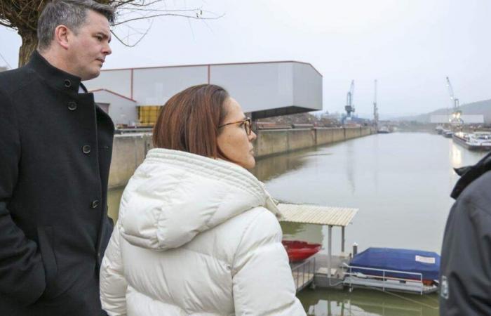 Yuriko Backes et Lex Delles ont visité le port de Mertert après l’accident d’écluse