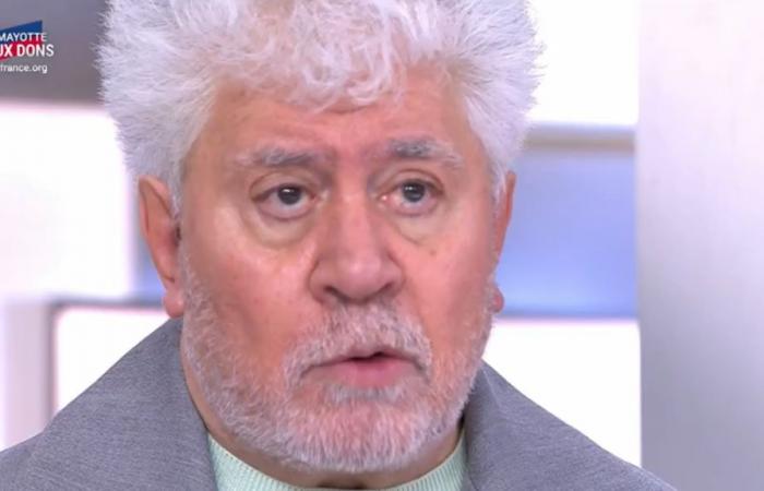 Pedro Almodóvar rend hommage à Marisa Paredes après sa mort