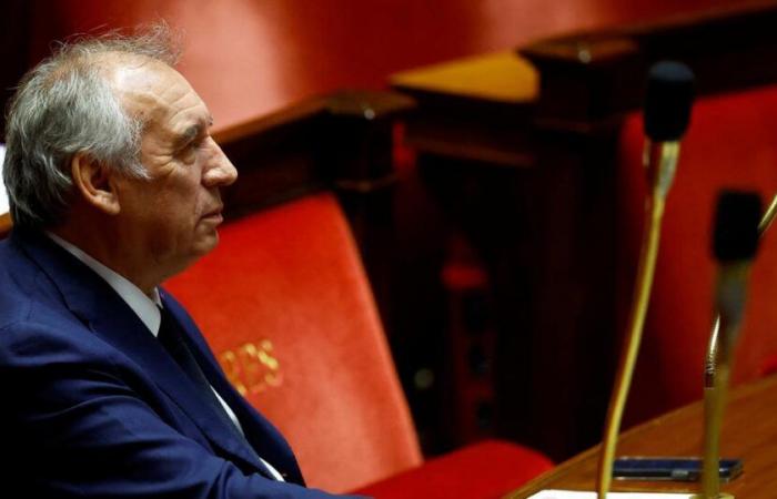 François Bayrou under pressure, negotiations continue