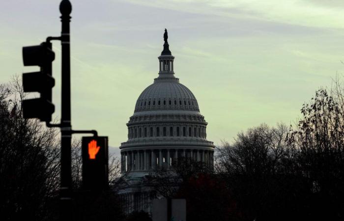 Aux Etats-Unis, la menace d’un shutdown augmente après le rejet du texte budgétaire soutenu par Donald Trump