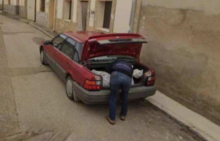 Google Maps aide à résoudre le mystère d’un meurtre en capturant le moment où une personne a mis un cadavre présumé dans une voiture en Espagne