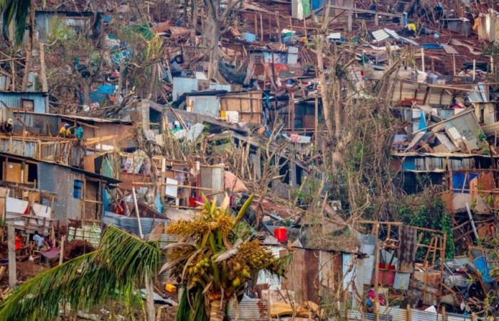 Mayotte dévastée attend l’arrivée ce jeudi d’Emmanuel Macron