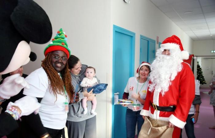 A l’hôpital de Narbonne, une pause enchantée offerte aux enfants malades à quelques jours de Noël