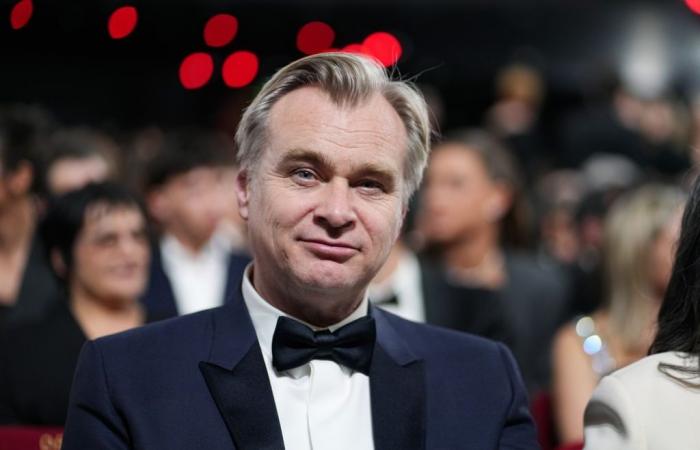 Christopher Nolan fait chevalier de l’Empire britannique par le roi Charles III