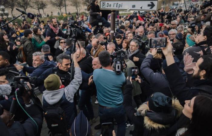 Avignon, théâtre de plein air pour une journée sous haute tension – Libération