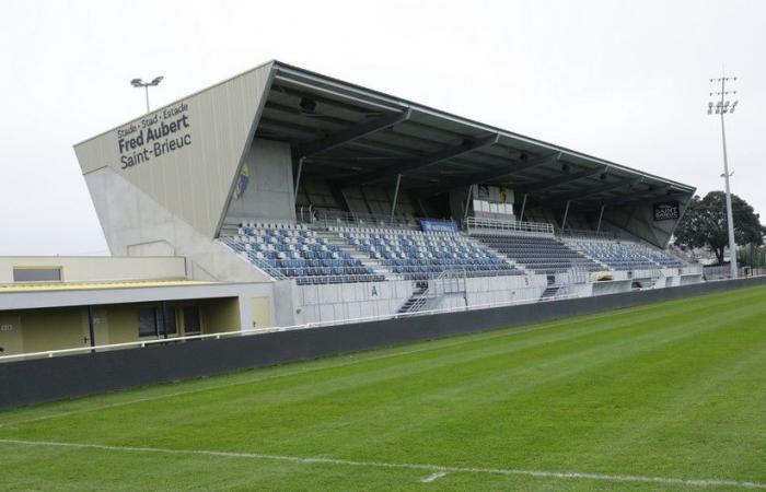 Ouverture de la nouvelle tribune du stade Fred Aubert