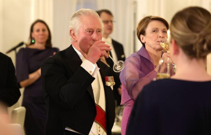 Le roi Charles III continuera à boire du champagne Bollinger