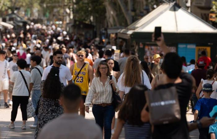 Les îles Canaries gagnent plus de 25 000 habitants en un an et dépassent les 2,2 millions